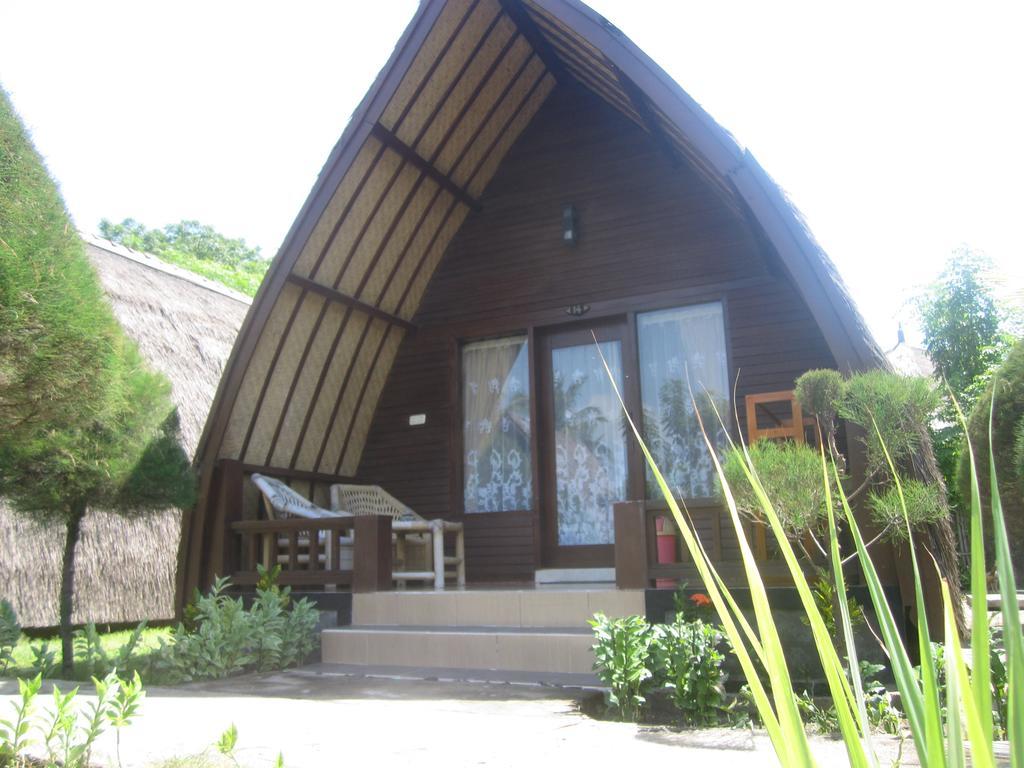Sandy Beach Bungalows Gili Air Chambre photo